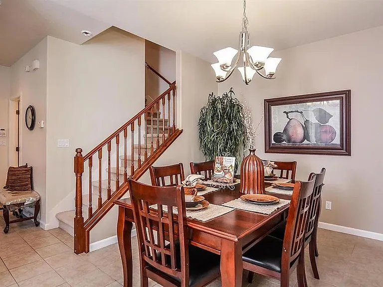 5230 Fioli Loop — Photo 9