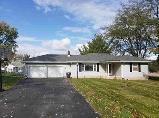3327 Oakwood Dr, Fort Wayne, IN 46816
