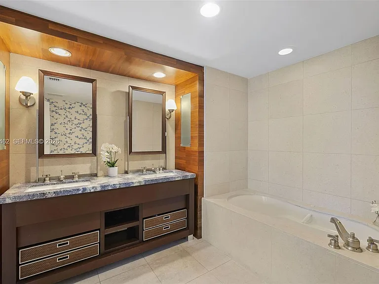 6799 Collins Ave #1106 — Photo 12