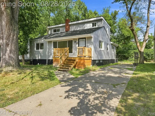 17228 Chapel St, Detroit, MI 48219