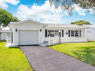 8562 N Campanelli Blvd, Fort Lauderdale, FL 33322