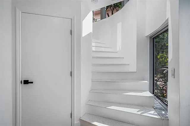 361 Jefferson Ave #361 — Photo 15