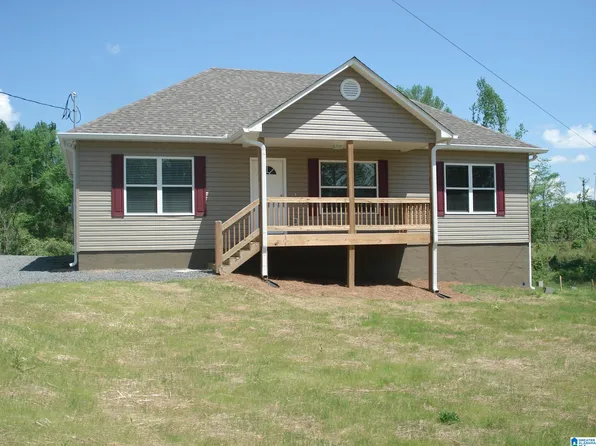 835 Peach Cir, Hayden, AL 35079