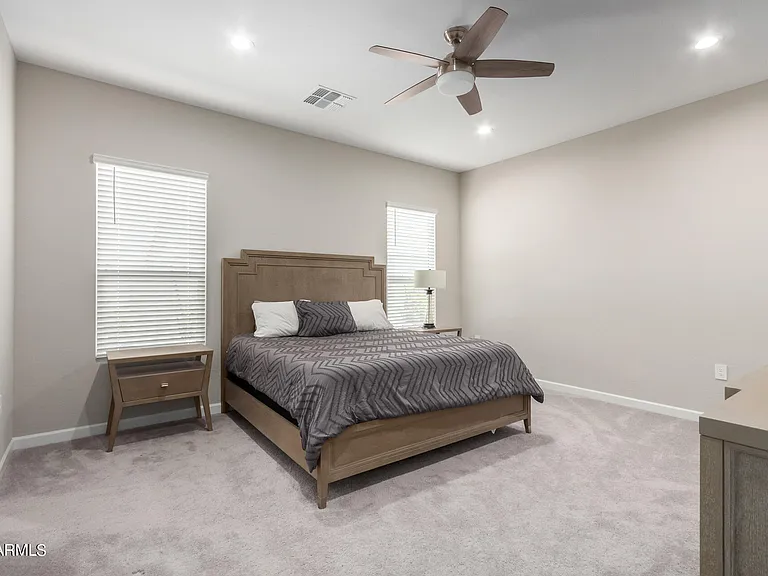 10472 W Adam Ave — Photo 12