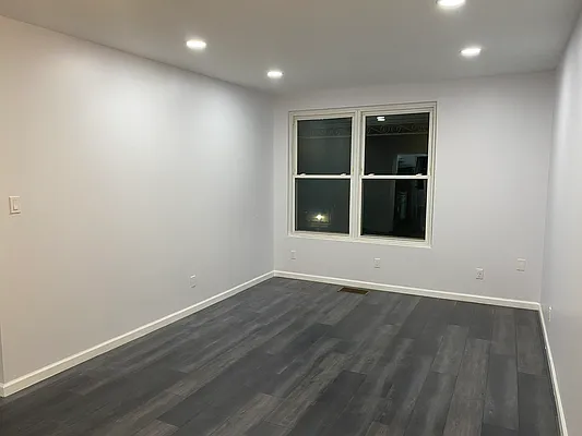 Rented by Peace of Mind Realty | media 16