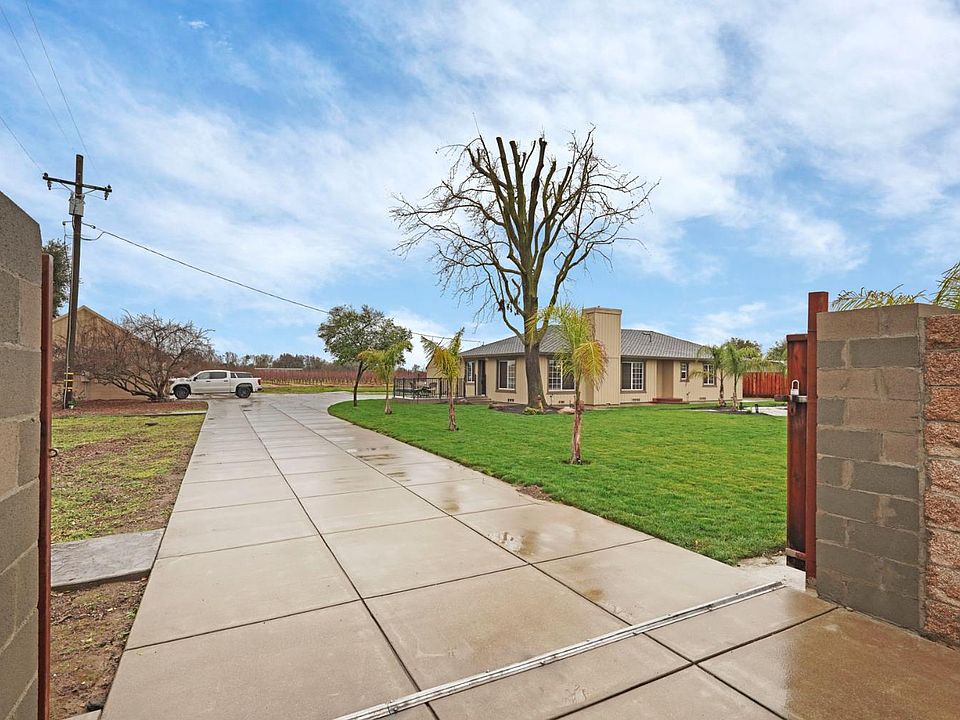 1st image of 2948 E Woodbridge Rd