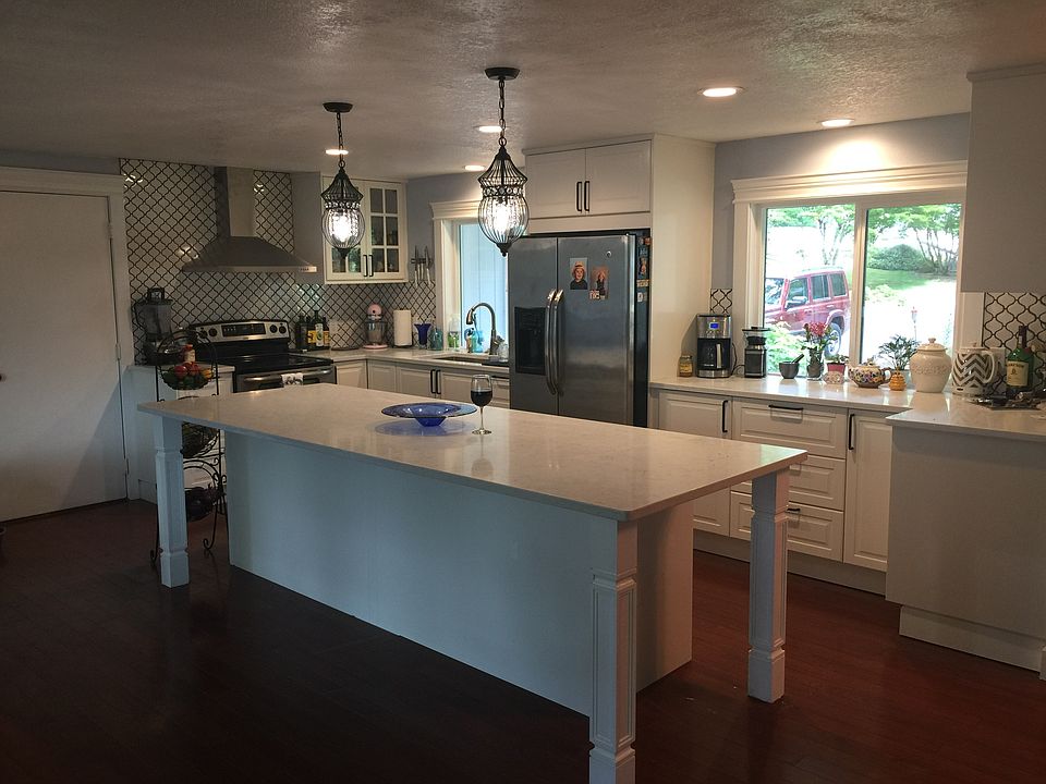 2nd image of 2100 SE 131st Ave
