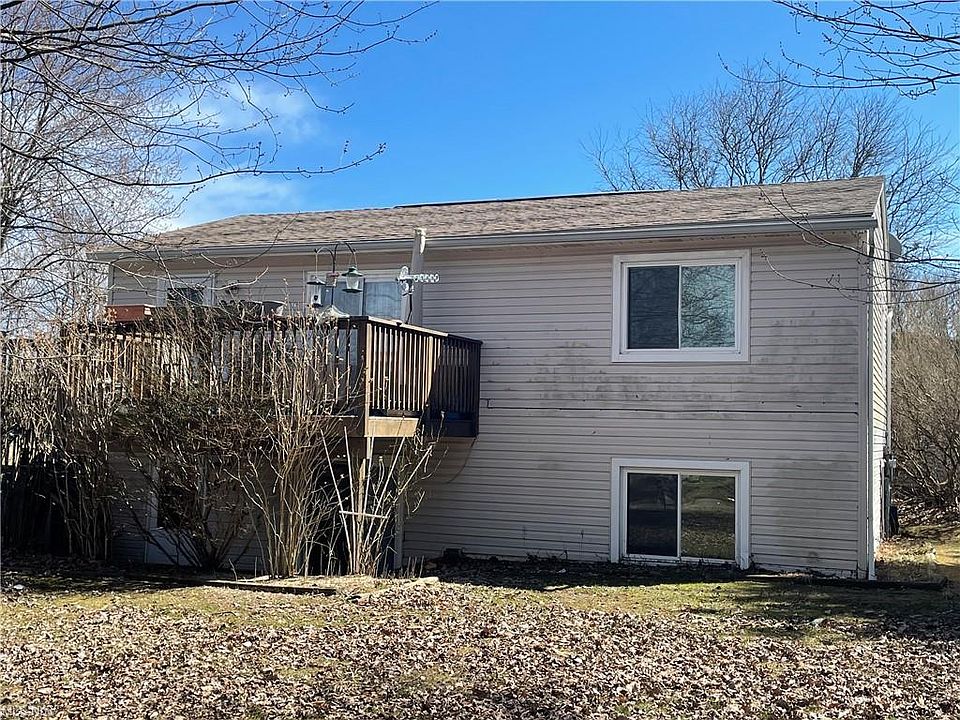 1st image of 977-979 Silver Meadows Blvd