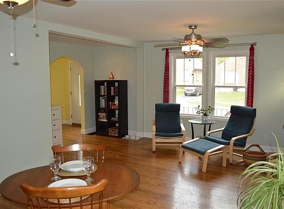 5th image of 427 Thomas Ave