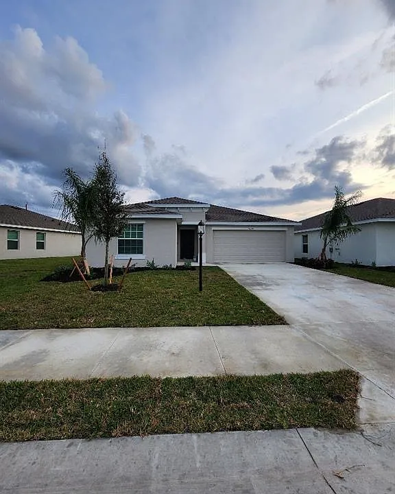 13944 Buckingham Oak Dr