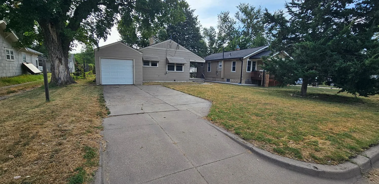 2 bed, 760 sqft, $1,000 — Photo 2