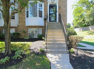 2441 Lizbec Ct, Crofton, MD 21114
