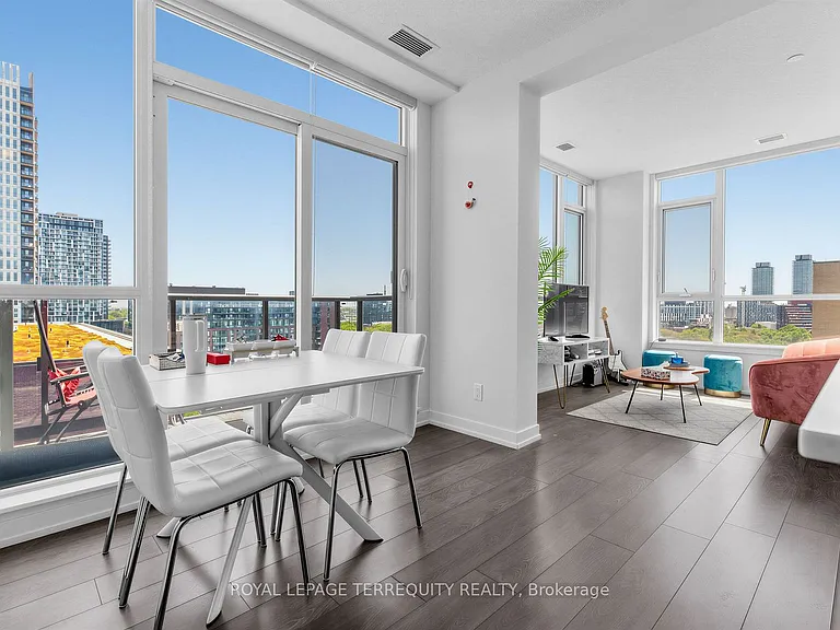 200 Sackville St #1102 — Photo 1