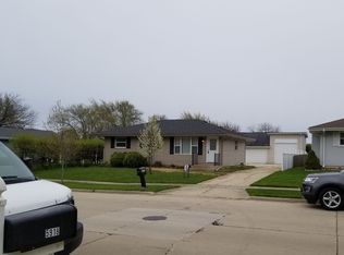 5915 63rd St, Kenosha, WI 53142