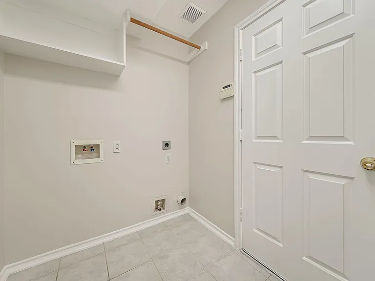 15311 Bronze Leaf Ct — Photo 21