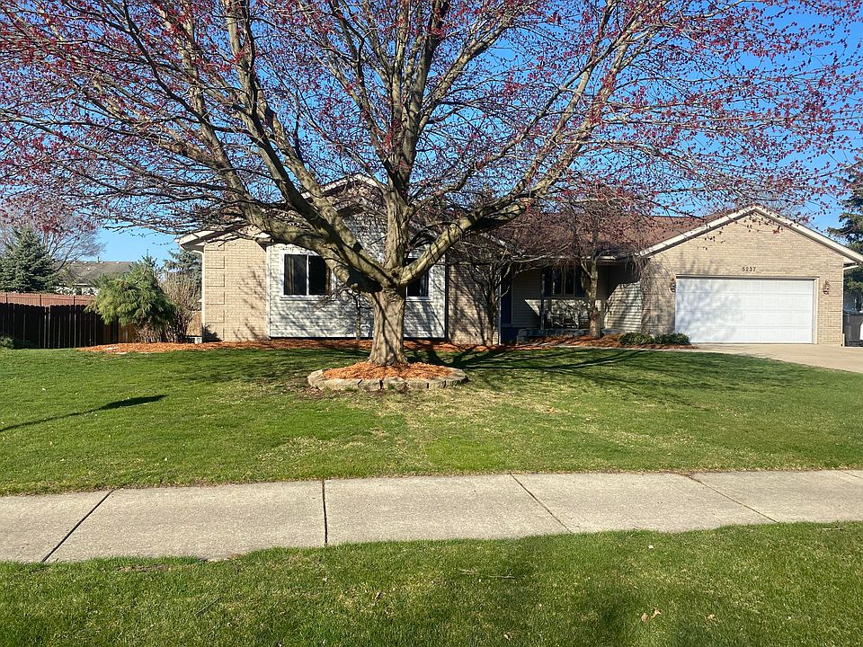 1st image of 5237 Palmair Dr SW