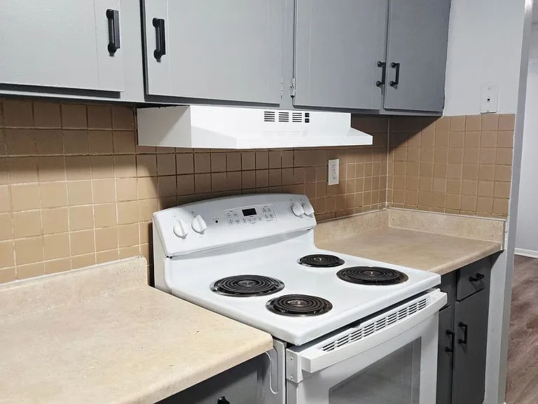 Aspen Apartments in Whitehall — Photo 54