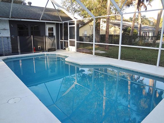 5th image of 572 Touchstone Cir