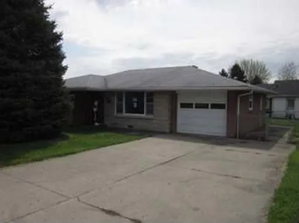 2425 Hillcrest Dr, Anderson, IN 46012