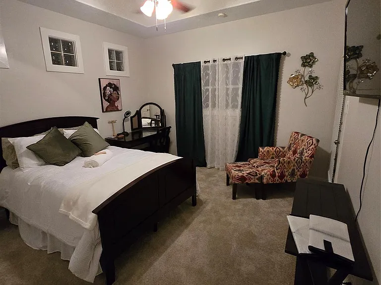 5119 Oasis Park — Photo 7