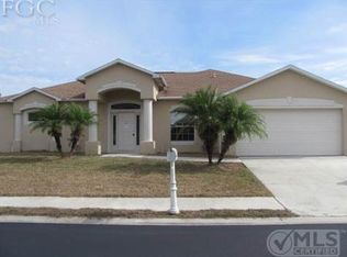 2492 Nature Pointe Loop, Fort Myers, FL 33905