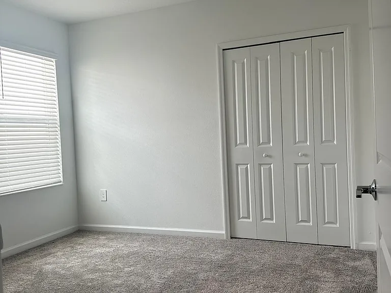 2887 Armstrong Ave — Photo 8