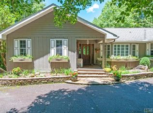 409 Spruce Ln, Highlands, NC 28741
