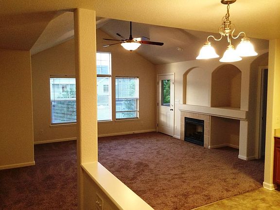 3rd image of 3788 Ponderosa Ct Unit 6