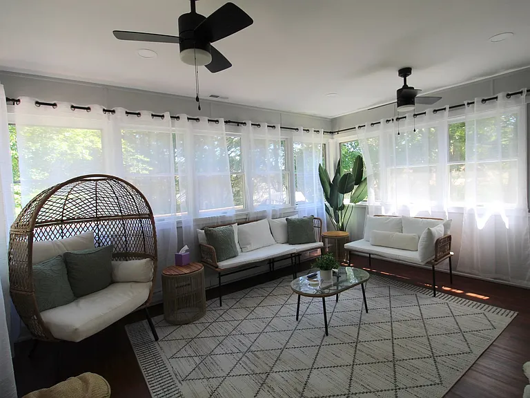 221 Alleghany Dr — Photo 29