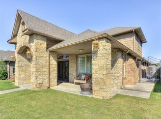 9254 Joan Dr, Midwest City, OK 73130
