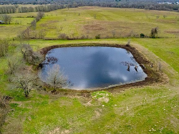 3rd image of Elmo Weedon Rd