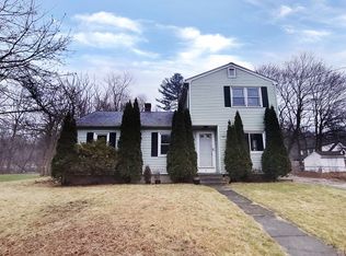 6 Rose Ln, Oxford, MA 01540