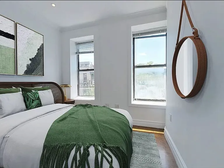 107 Christopher St #5 — Photo 3