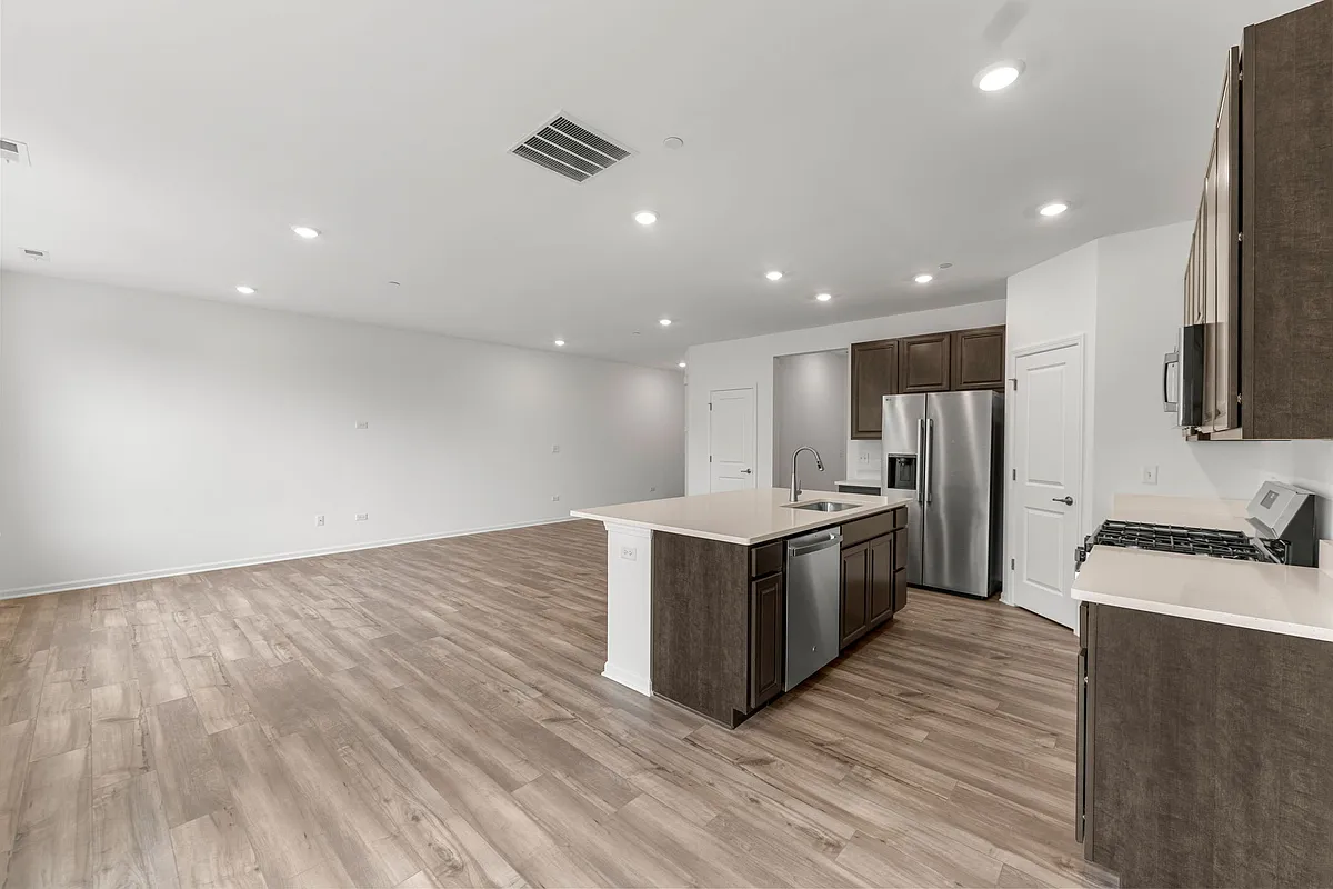 Building Photo - 12195 Dodwell St