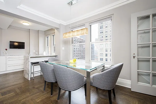 Sold by Stribling | media 4