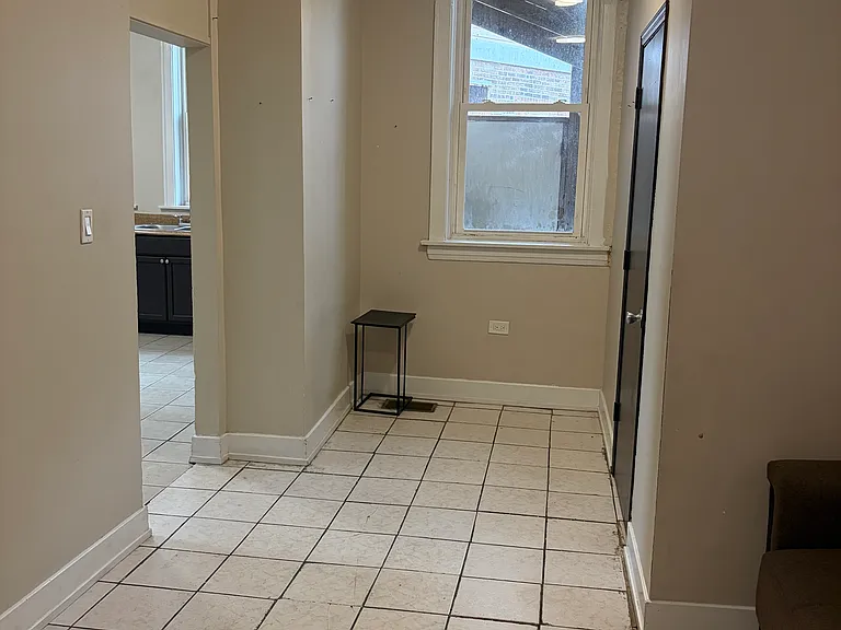 4138 S Archer Ave #214 — Photo 7