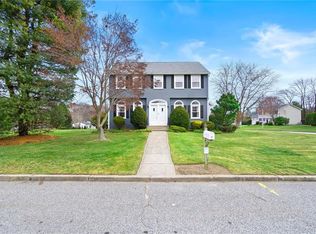 97 Vincent Way, Cranston, RI 02921