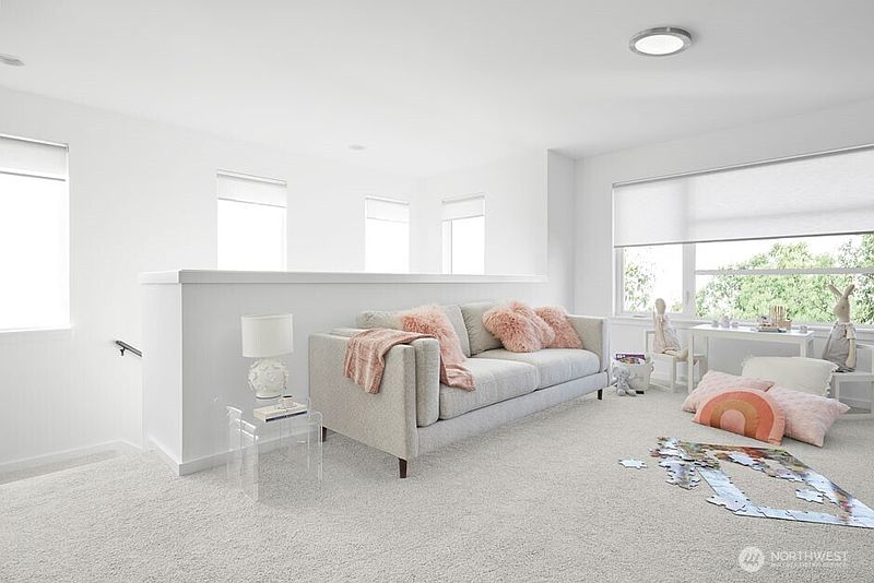 5th image of 10809 SE 216th Street