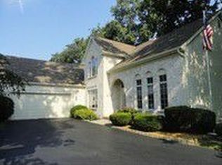 7720 Woodstone Dr, Maumee, OH