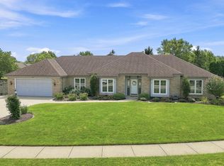 1232 Willowind Trl, Fort Wayne, IN 46845