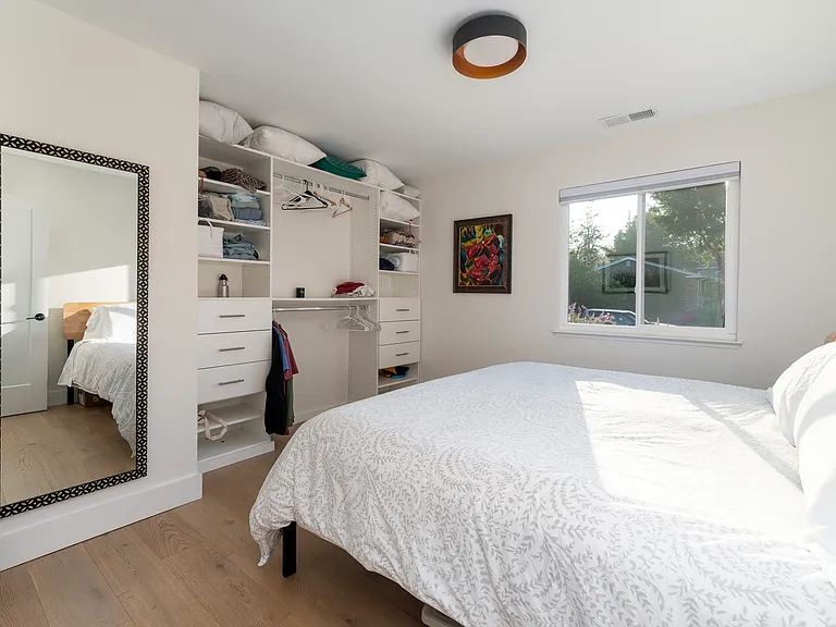 1778 La Playa Dr — Photo 17