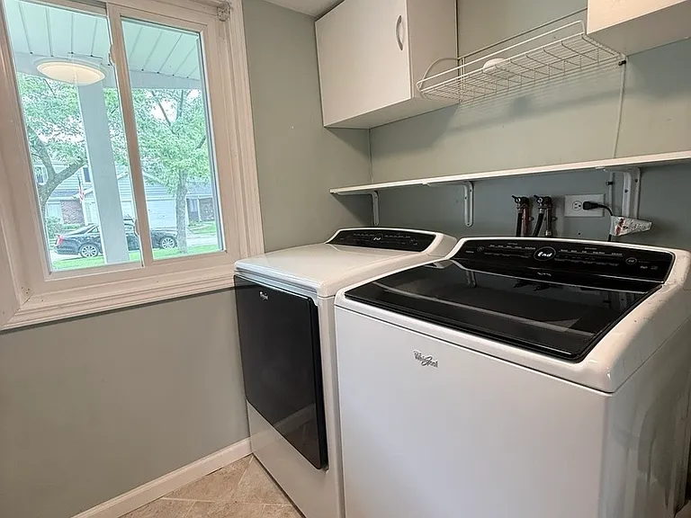 2023 Raleigh Pl — Photo 5