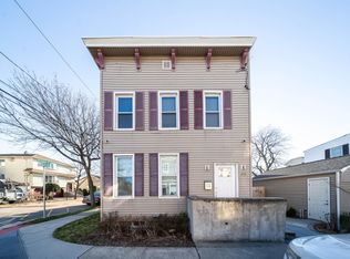 301 Front St, Secaucus, NJ 07094