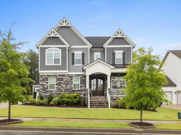 312 Silent Bend Dr, Holly Springs, NC 27540