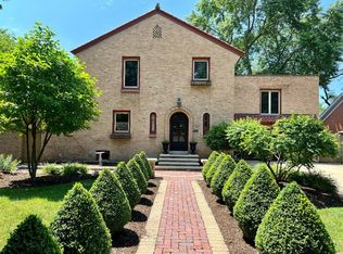 824 Hardin Ave, Aurora, IL 60506