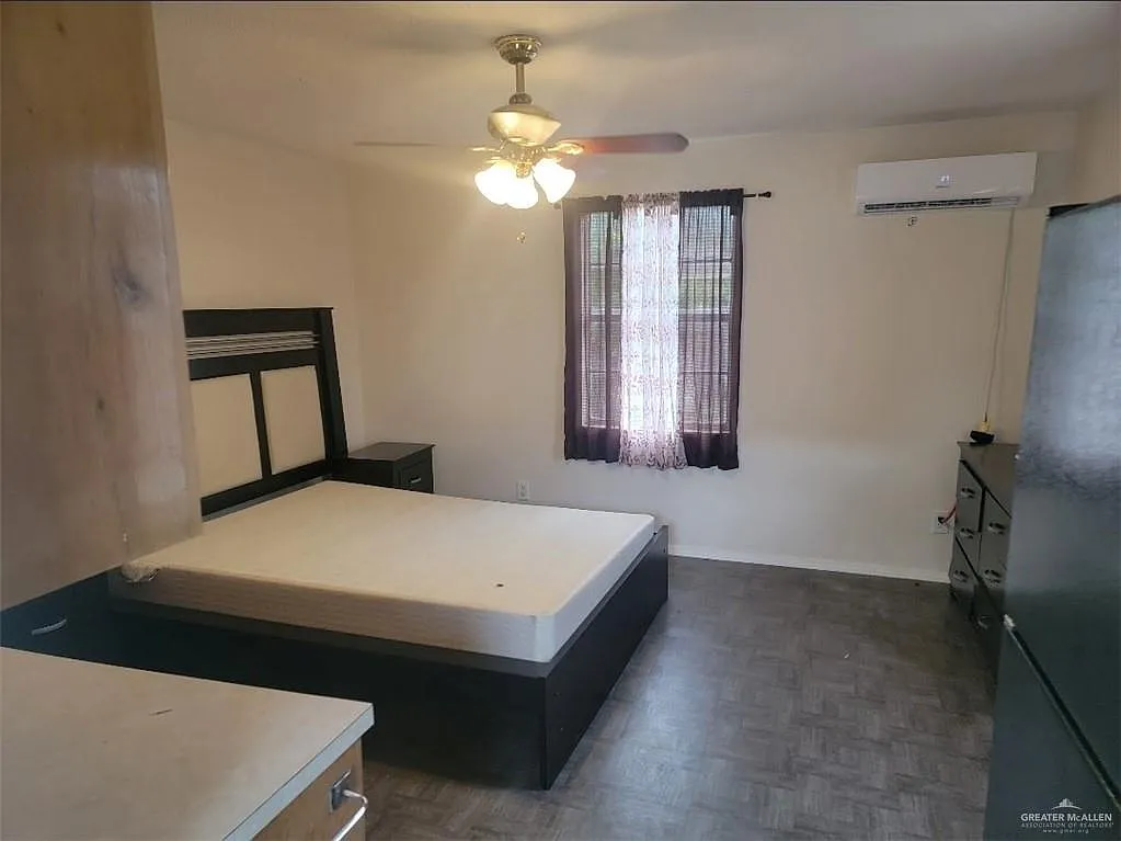 1 bed, 1.0 bath, 2816 sqft, $650 — Photo 2