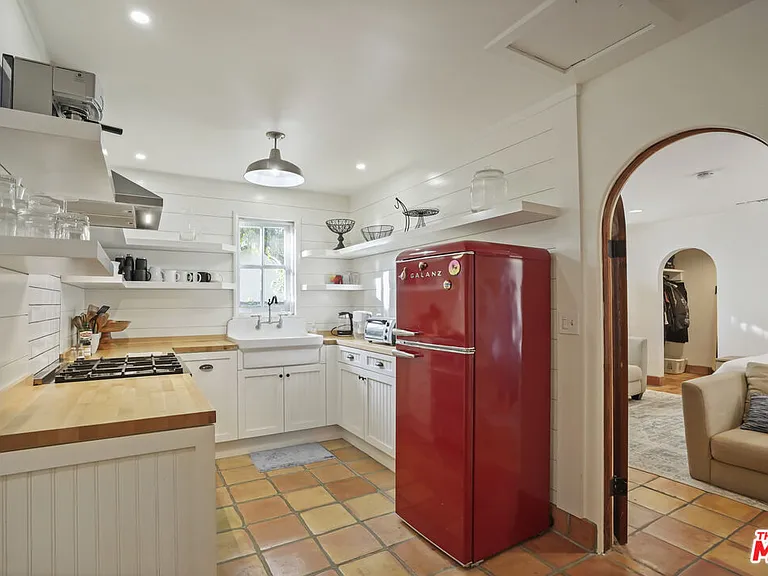 7332 Birdview Ave — Photo 25