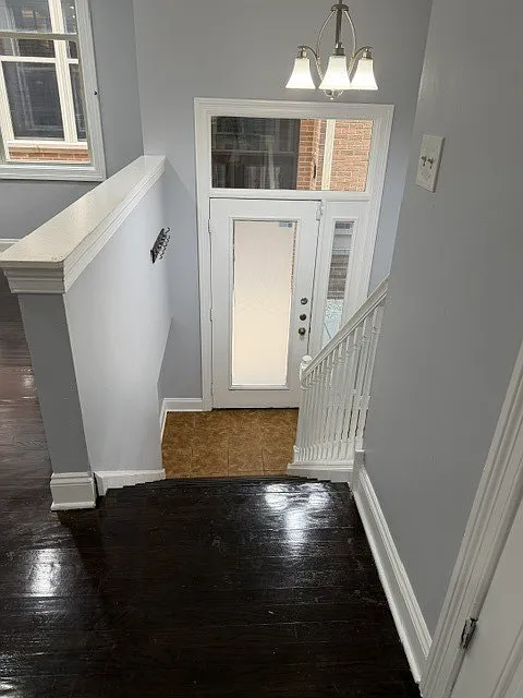 3 bed, 3.5 bath, 1895 sqft, $3,000 — Photo 2
