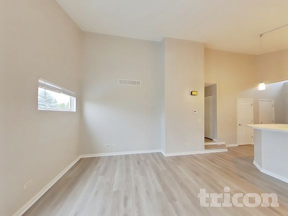 3rd image of 1609 Heritage Pointe Ct