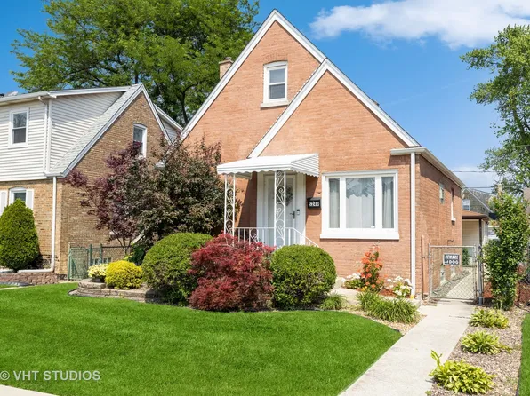 5249 S Nashville Ave, Chicago, IL 60638